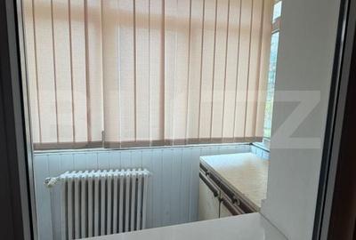 Apartament cu 3 camere decomandat în Obcini - 4
