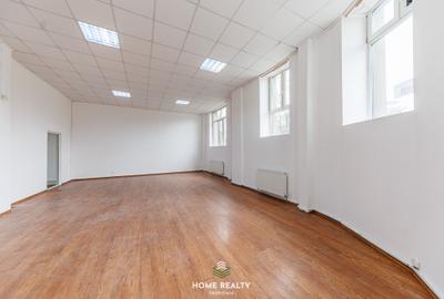 Spațiu comercial, de 222 mp, în Neptun - 7