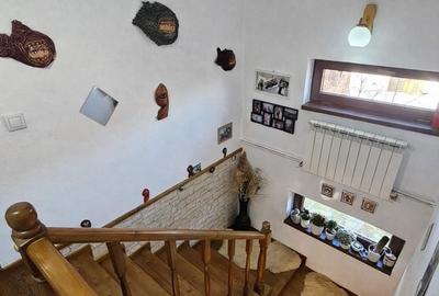 Casă cu 4 camere cu Teren 400 Mp în Central - 11