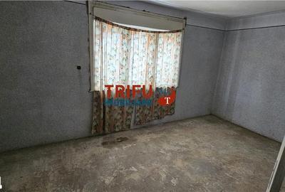 Casă cu 8 camere cu Teren 863 Mp în Meteș - 5
