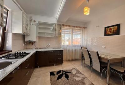 Apartament 2 camere decomandate de închiriat - Coresi / Tractorul