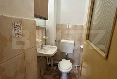 Apartament cu 4 camere semidecomandat în Micro 5 - 1