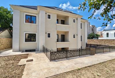 Casă individuală cu 18 camere cu Teren 1060 Mp în Centrul Civic - 1