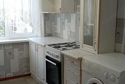 Garsonieră decomandată în 13 Septembrie - 2