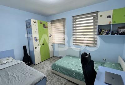 Apartament cu 3 camere semidecomandat, mobilat în Șelimbăr - 9