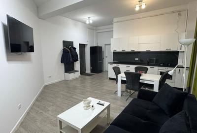 Apartament cu 2 camere decomandat în Central - 3