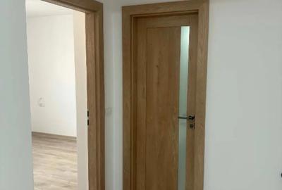 Apartament cu 3 camere decomandat în Calea București - 2