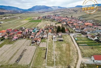 Teren de 1307 mp, în Micfalău - 3