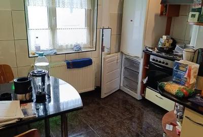 Apartament cu 3 camere decomandat în Ștefan cel Mare - 11