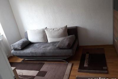 Apartament cu 2 camere decomandat în Rahova