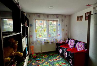Apartament 2 camere, zona Scoala Generala nr. 6 - 10