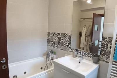 Casă individuală cu 4 camere cu Canalizare în Sud-Est - 10