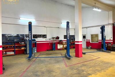 Afacere la cheie, service auto, hala industriala, apartament, teren - 5