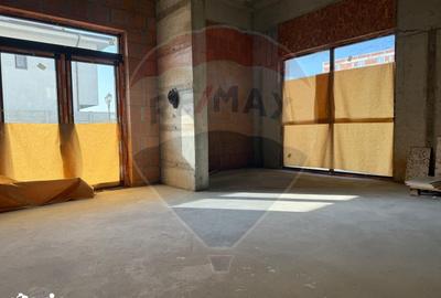 Spațiu comercial, de 133.4 mp, în Ghencea - 18