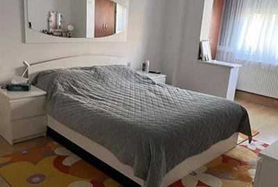 Apartament spatios cu 4 camere, etaj 2, 2 bai, 2 parcari si beci la doar 3 minut - 9