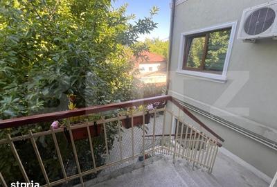 Spațiu comercial, de 100 mp, în Central - 9
