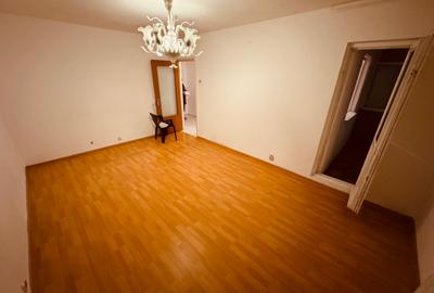 Apartament cu 3 camere decomandat în Sălaj - 4
