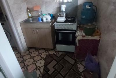 Casă cu 3 camere în Găvănești - 2