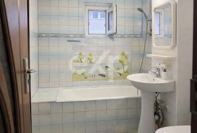 Apartament cu 3 camere semidecomandat în Narcisa - 3
