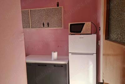 De inchiriat apartament 3 camere strada Sovata - 2