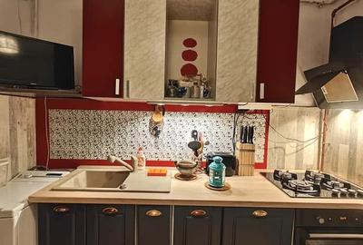 Apartament cu 3 camere decomandat în Rahova - 3