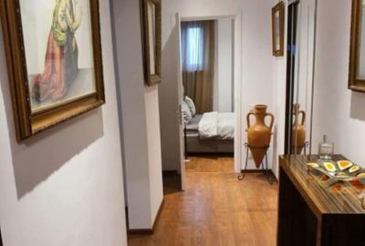 Apartament cu 3 camere decomandat în Calea Victoriei - 2