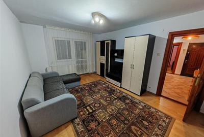 Apartament cu 3 camere semidecomandat în Răcădău - 3