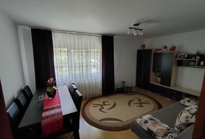 Apartament cu 2 camere decomandat în Central - 1