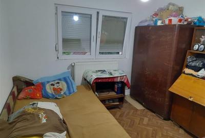 Decomandat cu Centrala Iulius Mall