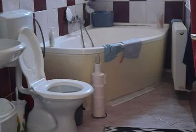 Casă cu 5 camere cu Teren 1693 Mp în Unirea - 1