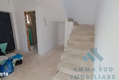 Casă cu 4 camere cu Teren 539 Mp în Glina - 12