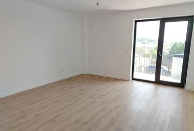 Ap. 1 cam, bloc nou, 46 mp, zona capat Pacurari - 2