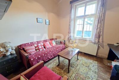 Casa individuala de vanzare zona Centrala cu acces auto si garaj - 8