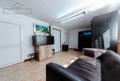 Casă cu 4 camere cu Teren 314 Mp în Central - 9