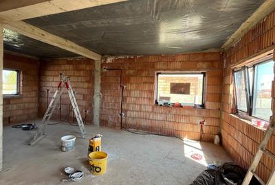 Duplex cu 3 camere cu Canalizare în Moșnița Nouă - 3