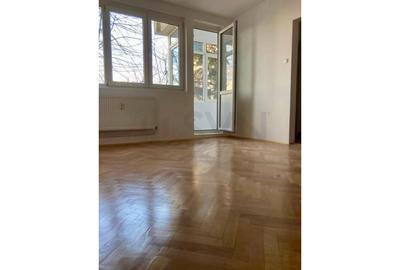 REA1026758 Apartament 2 camere I Ion Mihalache I Metrou - 2