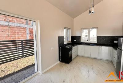 Casă individuală cu 3 camere cu Canalizare în Șura Mică - 7