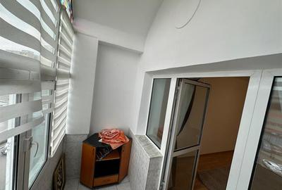 Apartament cu 2 camere decomandat în Hala Centrală - 8