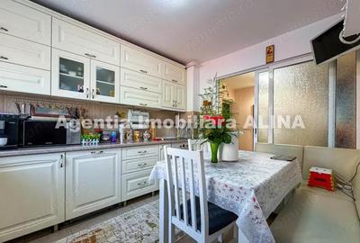 Ap. 3 camere in Deva, zona Astoria, 70 mp, decomandat, etaj 3. - 20