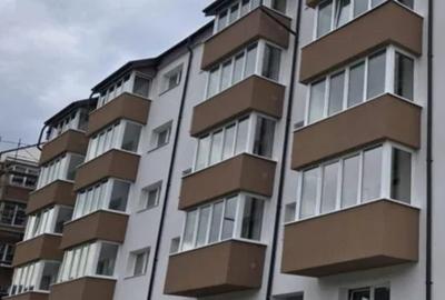 Apartament cu 2 camere decomandat în Periferie - 2