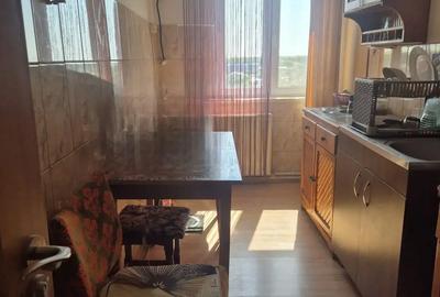 Apartament cu 3 camere decomandat în Central - 2