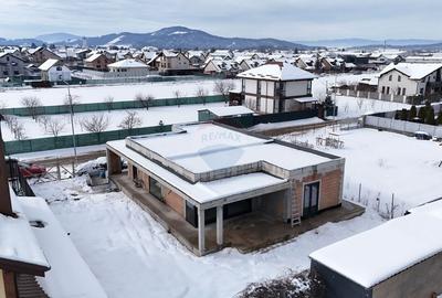 Casă cu 5 camere cu Teren 478 Mp în Hărman - 25