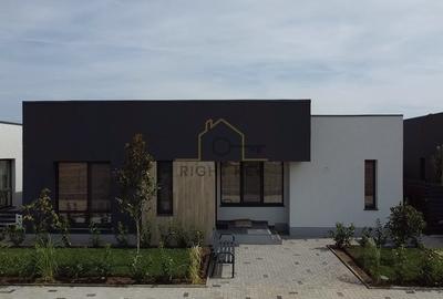 Casă individuală cu 4 camere cu Canalizare în Domnești - 3