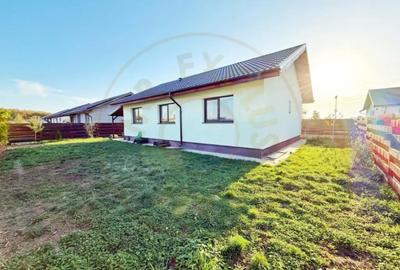 Casă cu 4 camere cu Teren 347 Mp în Samurcași - 1