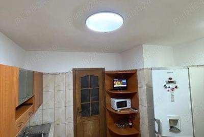 Apartament cu 2 camere decomandat în Lacul Tei - 1