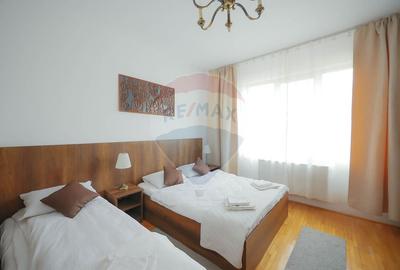 Hotel/Pensiune, de 438 mp, în Nufărul - 12