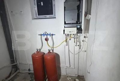 Casă cu Teren 538 Mp în Priseaca - 2