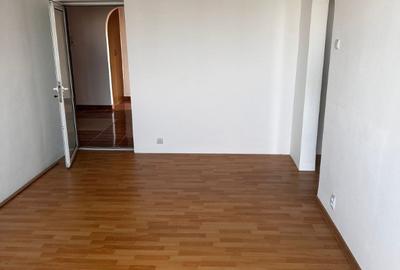 Apartament cu 4 camere semidecomandat în Berceni - 5