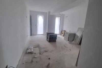 Apartament cu 3 camere decomandat în George Enescu - 8