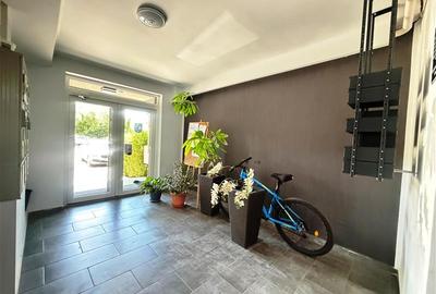 Apartament cu 2 camere decomandat în Tractorul - 9